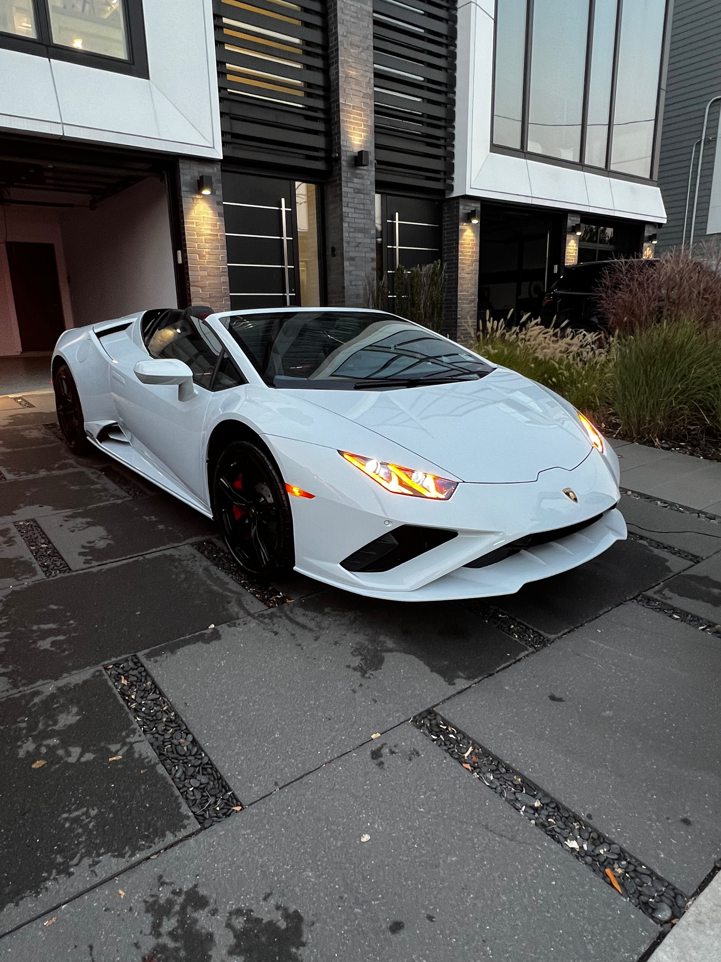Lamborghini Huracán — Mirror gloss, driveway delivered.